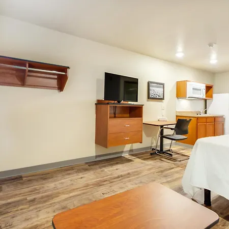 Econo Lodge Burlington I-70-3