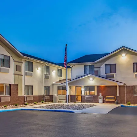 Super 8 By Wyndham Weston Wv-3
