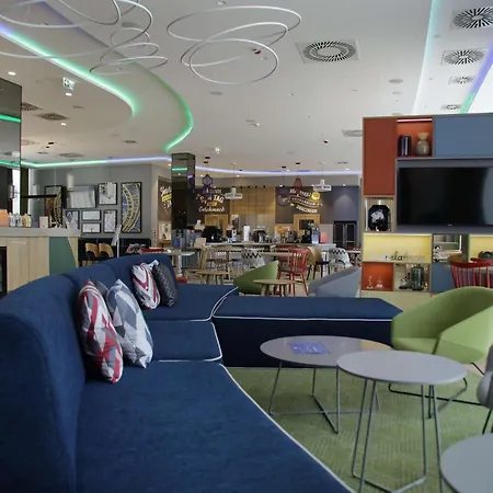 Hampton By Hilton Olsztyn-3