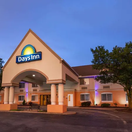 Days Inn By Wyndham Milan Sandusky South-2