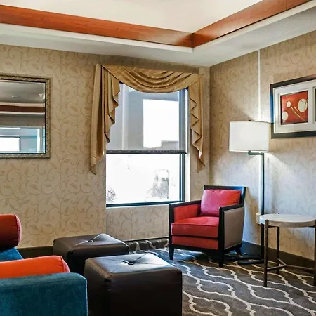 Quality Inn & Suites Near St Louis And I-255-3