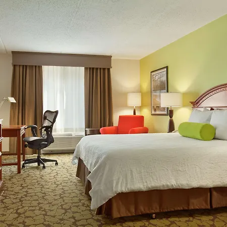 Hilton Garden Inn Islip/Macarthur Airport-3