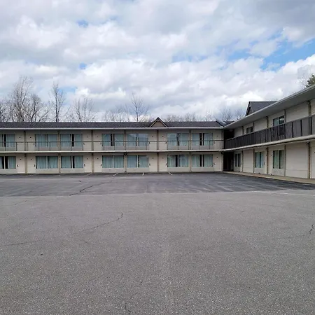Days Inn By Wyndham Birch Run-2