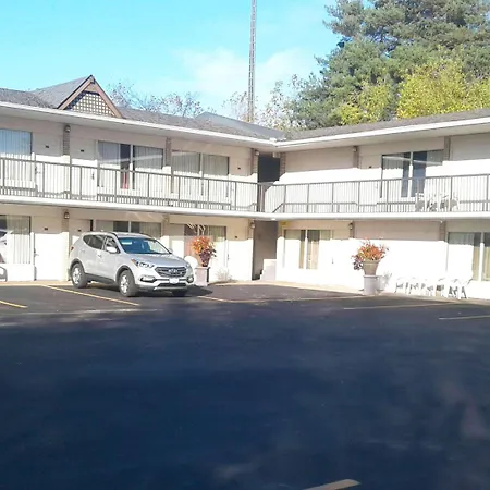 Days Inn By Wyndham Birch Run-3