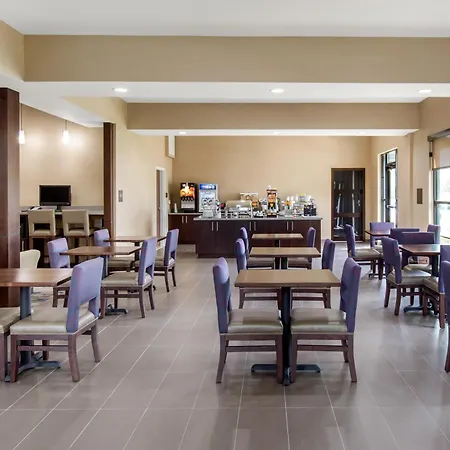 Comfort Suites - South Austin-3