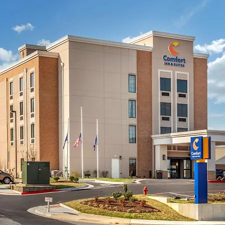 Comfort Inn & Suites Harrisonburg-3