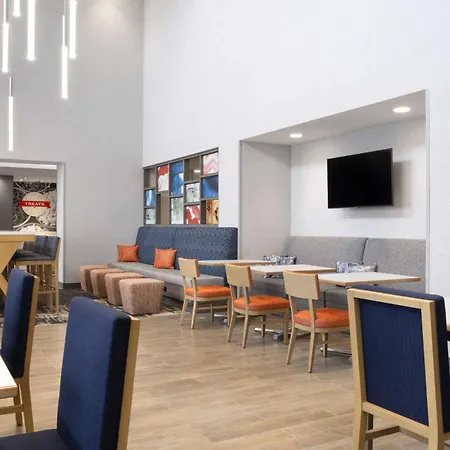 Hampton Inn & Suites St Charles Old Town Area, Mo-3