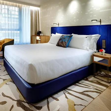 Hard Rock Hotel Madrid-3