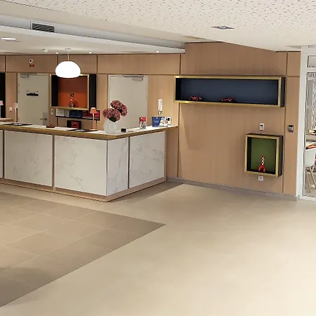 Residhome Paris Clamart-3