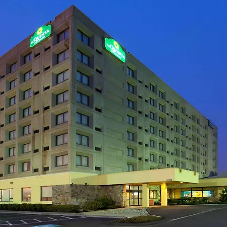 La Quinta By Wyndham New Haven-3