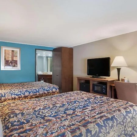 Rodeway Inn Carlisle North-2