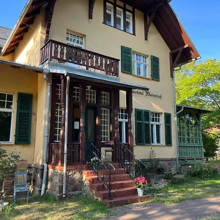 Klostergartenhotel Marienfließ-3