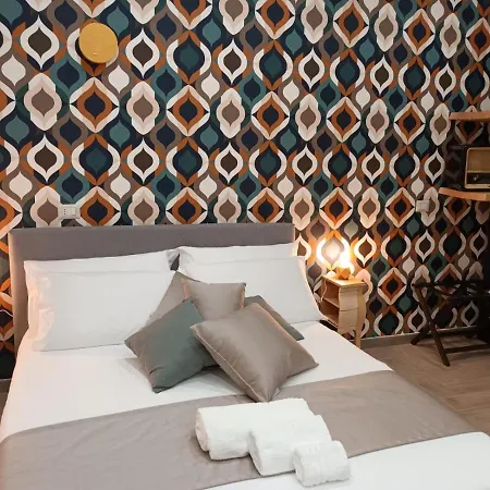 Geometric Art Home-3
