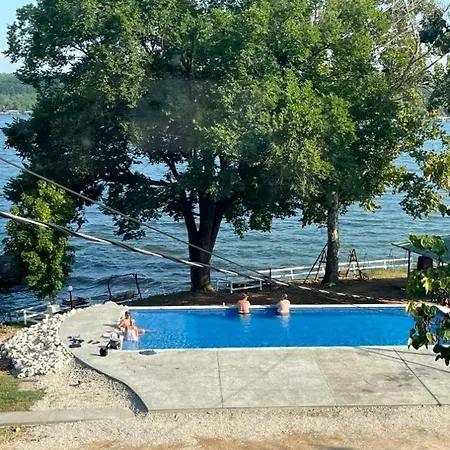 Lamplighter Resort-2