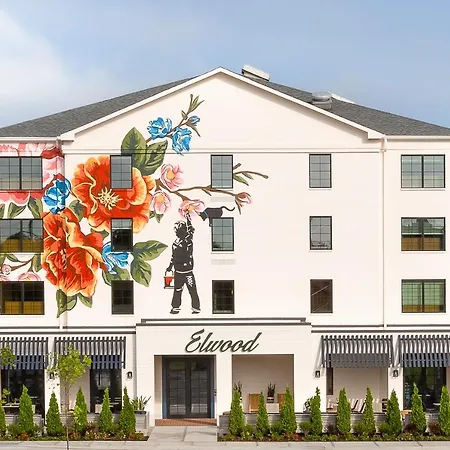 Elwood Hotel & Suites-2