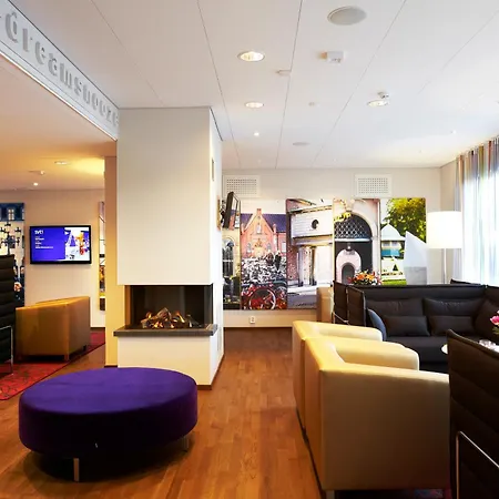 Finn Apartments-3