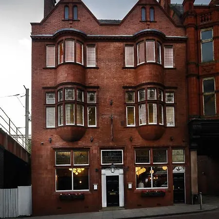 Swan & Railway Hotel Wigan-3