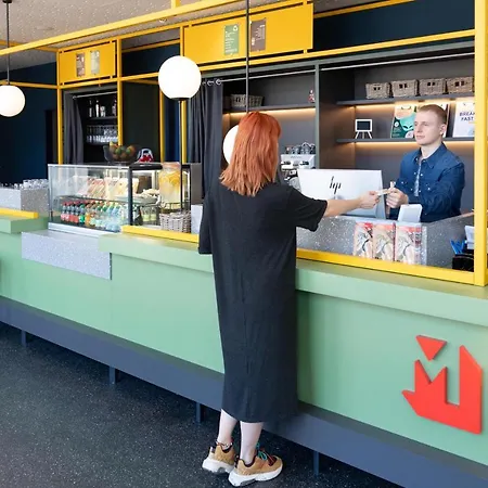 Meininger Hotel Bremen Hauptbahnhof-2
