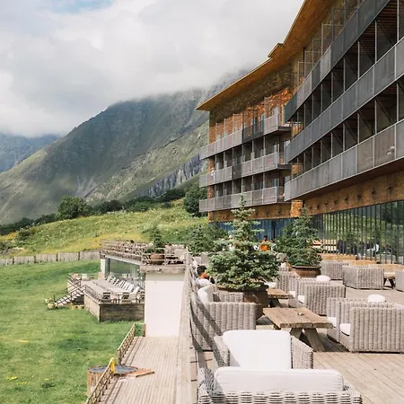 Rooms Hotel Kazbegi-3