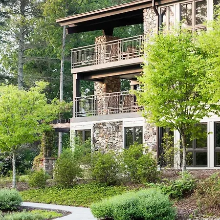 Kanuga Inn & Lodging-2