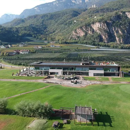 The Lodge Sporthotel - Golfclub Eppan-3