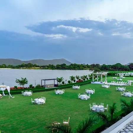 Zana Lakeview Resort - Most Scenic Lakeside Resort-3
