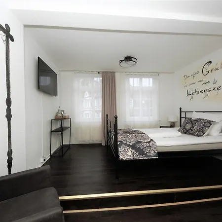 Liebezeit - ehemals Hotel Dillenburg-2