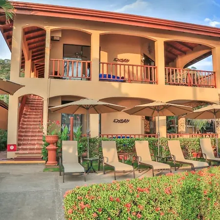 The Backyard Beachfront Hotel-3