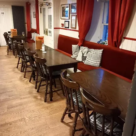 Aberdeen Arms Hotel Tarland-3
