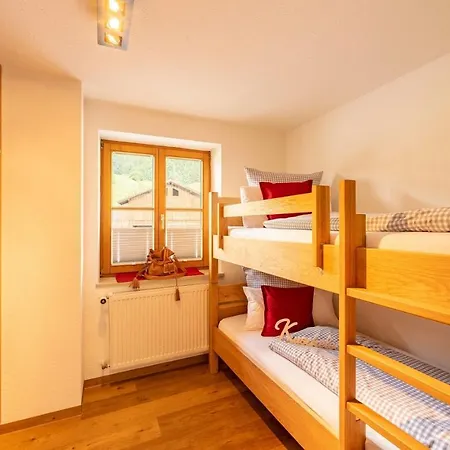 Familien- Und Wellnesshotel "Viktoria"-3