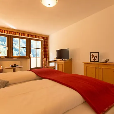 Berghotel Johanneshof-2