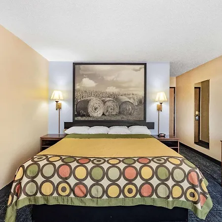 Super 8 By Wyndham Valentine Ne-3