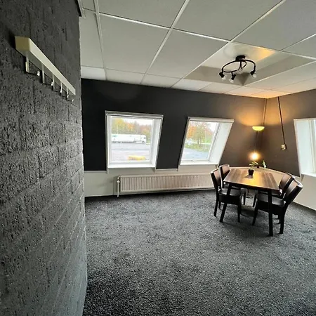 Hotel de Raket-3