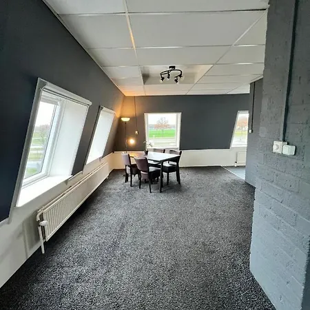 Hotel de Raket-2