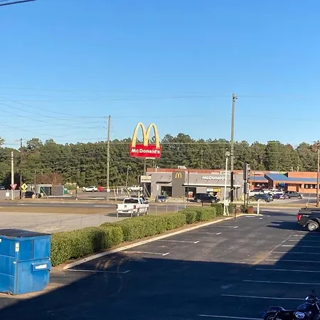 Fairfield Motel Of Winnsboro-3