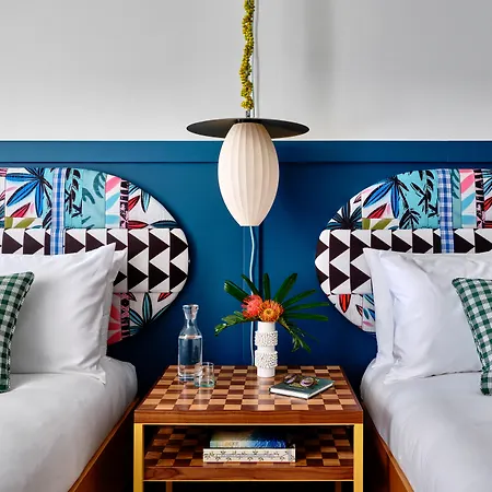 Wayfinder Waikiki - Voted Top 10 Best Hotels In Hawaii!-3