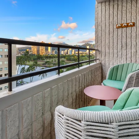 Wayfinder Waikiki - Voted Top 10 Best Hotels In Hawaii!-2