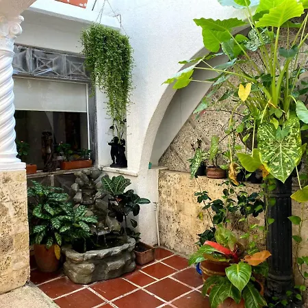 Luna Cartagena Airport Hotel-3