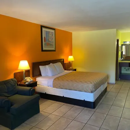 Linder Motor Lodge-3