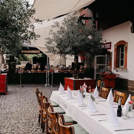 Hotel Gutshof Herborn-3