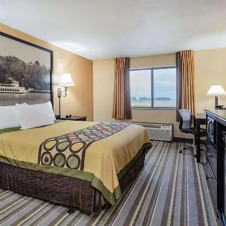 Super 8 By Wyndham Iowa Falls-2