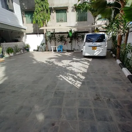 6 Park Retreat-3