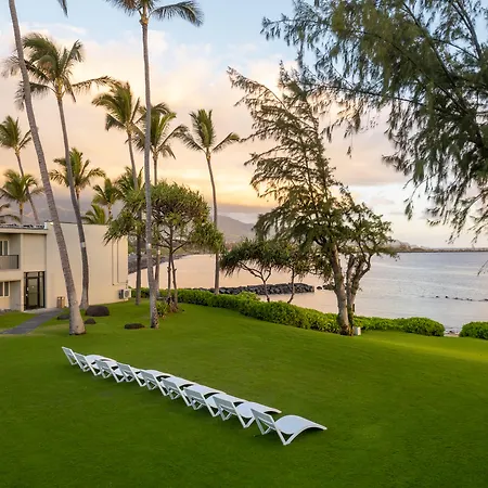 Maui Beach Hotel-3