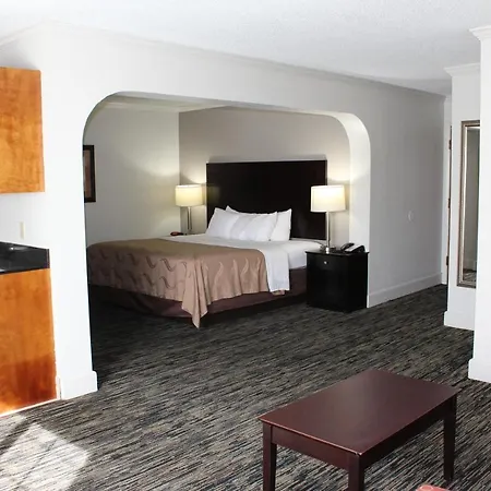 Quality Inn Crossville Near Cumberland Mountain State Park-3