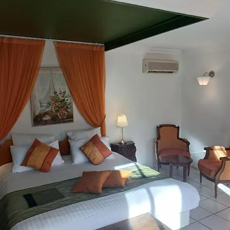 HOTEL LA COGNETTE A 25 Kilomètres de Châteauroux et 30 Kilomètres de Bourges-2