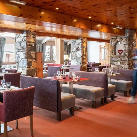 Hotel L'Aiguille Percee-3