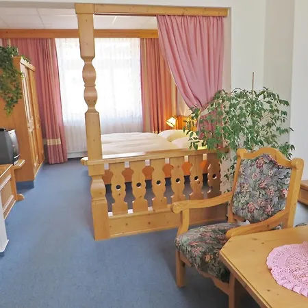 Hotel Roseneck-3