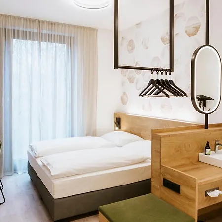 BEE GREEN Linz-3