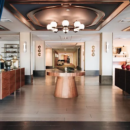 Newport Harbor Island Resort-2