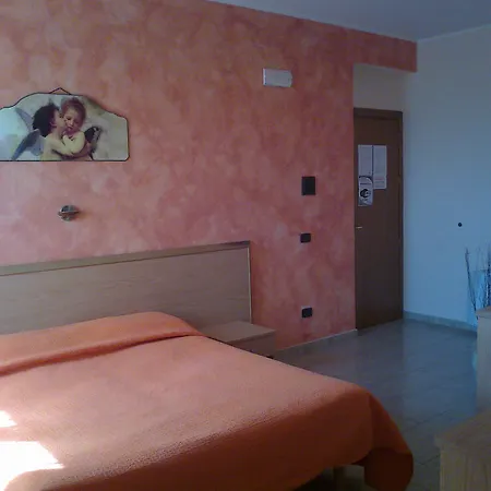Life Hotel-2